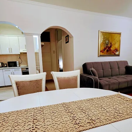 Turquoise Sunny Lejlighed *