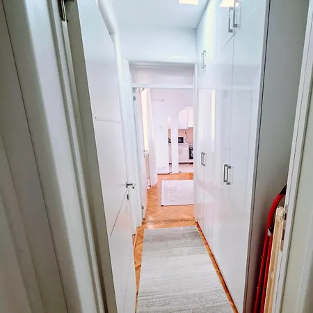 Turquoise Sunny Lejlighed